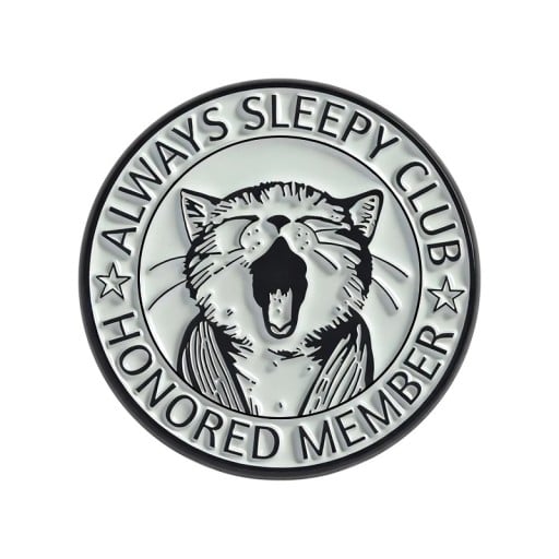 Enamelled Badge Sleepy Cat 2.8 × 2.8 cm Metal Brooch Black and White Round Design Always Sleepy Club Accessory for Backpack Lapel