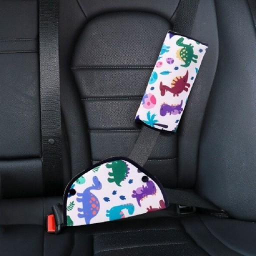 Ensemble de réducteur de ceinture de sécurité et coussin de voiture