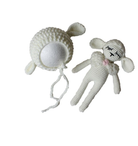 Ensemble pour bébé chapeau et mouton