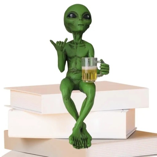 Estatua decorativa de extraterrestre sentado con cerveza 15 cm Figura de plástico Decoración de ciencia ficción divertida para mesa estantería regalo