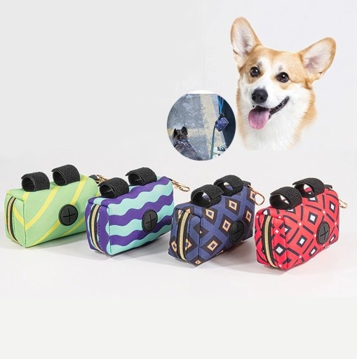 Estuche para bolsas de excrementos de perro C767