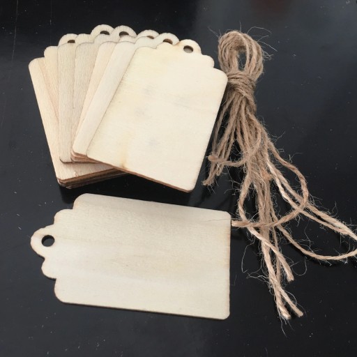 Etiquetas de madera para nombres 100 uds C525