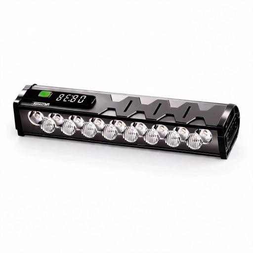 Etusuoja W617 17 LED 2000–3000 lumenia Akun kapasiteetti 10000 mAh Näyttö Alumiini ja muovi Musta USB-C-lataus Maantiekäyttöön