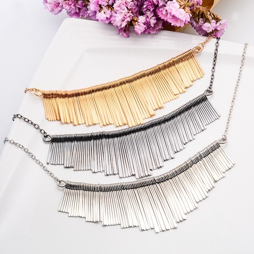 Extravagant damhalsband J1926
