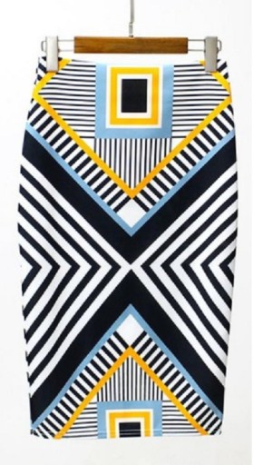 Falda elegante de mujer con un patrón interesante J503