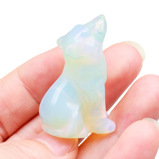 Figurina di lupo in opale 4 cm pietra naturale bianca latte con effetto arcobaleno minerale lucidato decorazione per collezionisti e interni