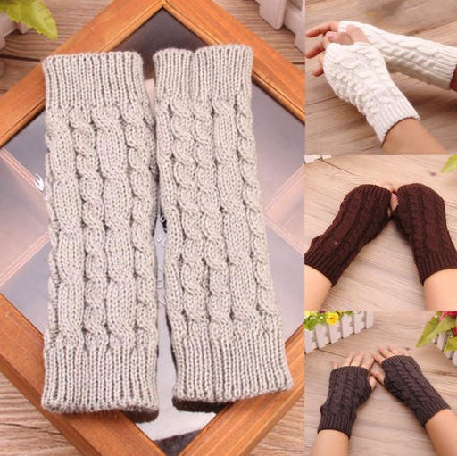 Fingerlose Strickhandschuhe für Damen J807