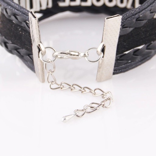Flerlags læderarmbånd med rockmotiv