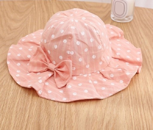 Flickors sommarhatt med rosett