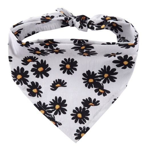 Foulard pour chiens avec des fleurs