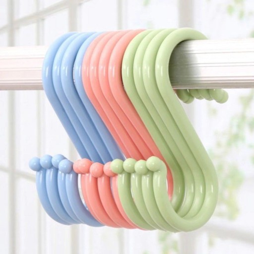Ganchos de plástico de colores