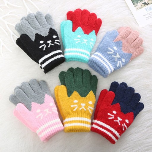 Gants à doigts pour enfants avec un chat