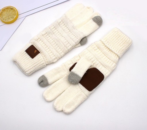 Gants d'hiver tricotés
