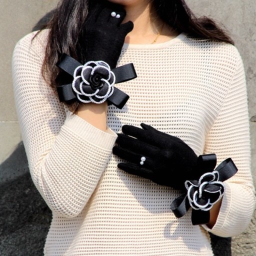 Gants noirs pour femmes avec nœud