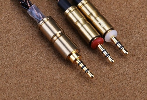 Geflochtenes Audiokabel 3,5 mm Klinke / 2,5 mm Klinke