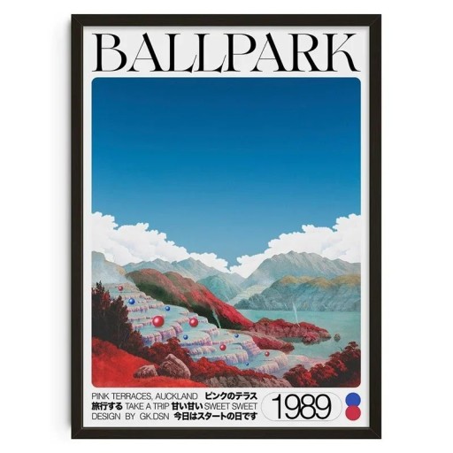 Geïllustreerde muurposter Ballpark parklandschap 30 x 42 cm canvasprint kleurrijk motief met bergen en wateroppervlak zonder lijst