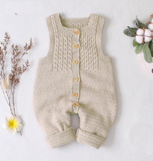 Gestrickter Overall für Kleinkinder T2740
