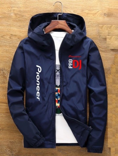 Giacca primaverile da uomo con cappuccio