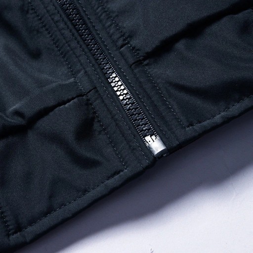 Giacca primaverile da uomo con colletto