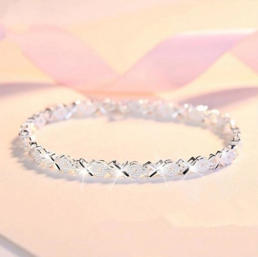 Glänsande armband för kvinnor