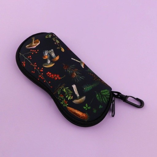Glasses Case 17.9 x 8.5 cm with Mushroom and Forest Design Zipped Case with Carabiner Protective Cover for Sunglasses and Prescription Glasses for Travel