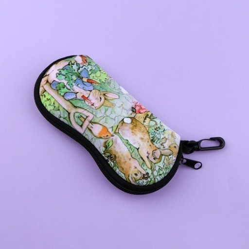 Glasses Case 17.9 x 8.5 cm Zipped Protective Case with Carabiner Zip Closure Travel Pouch with Rabbit Design for Children and Adults