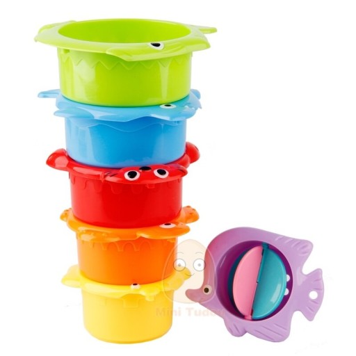 Gobelets empilables pour enfants