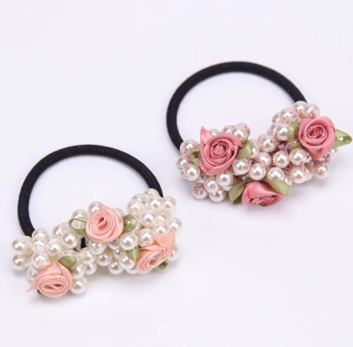 Gomma per capelli con perline e fiori