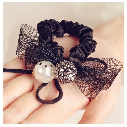 Gommette à cheveux avec décorations
