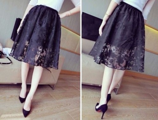 Gonna in pizzo nera da donna