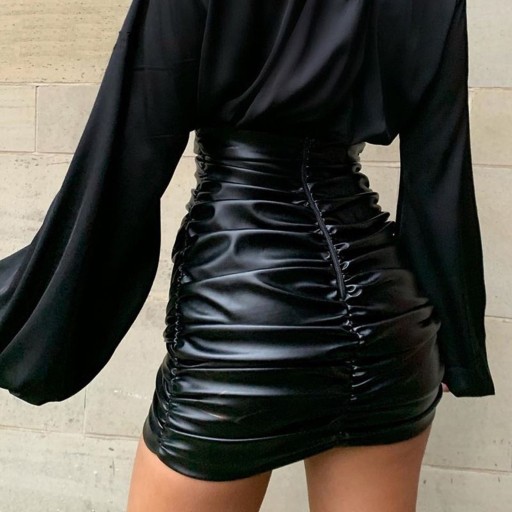 Gonna mini arricciata da donna in ecopelle