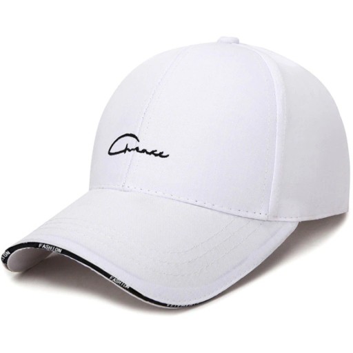 Gorra con la inscripción T121