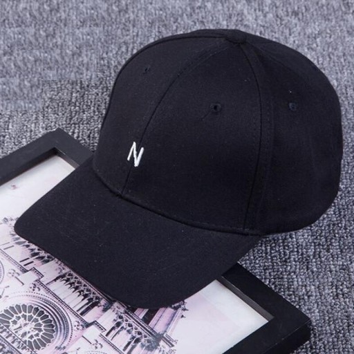 Gorra con letra