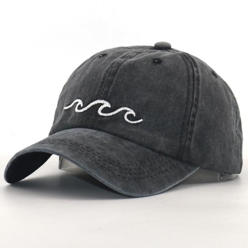Gorra con ondas marinas