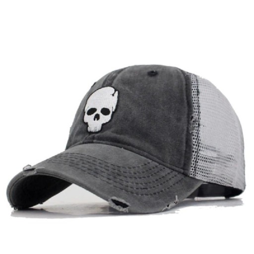 Gorra de camionero con calavera