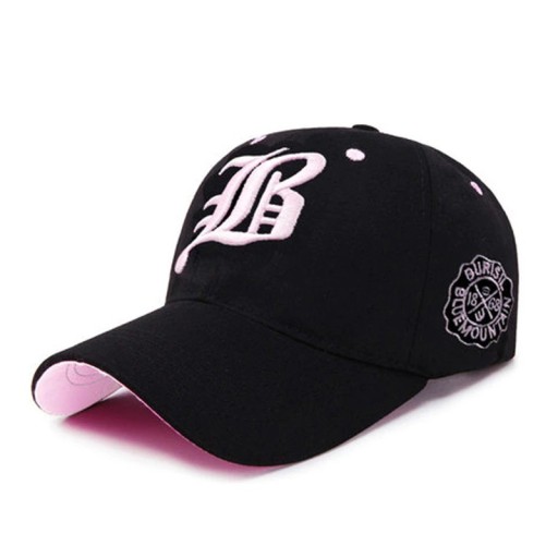 Gorra de hombre con inscripción T48