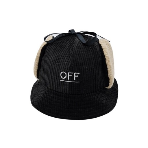 Gorro de invierno para niños sobre las orejas