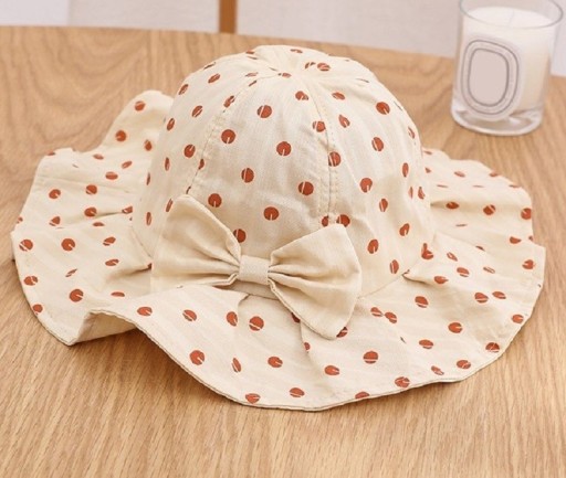 Gorro de verano para niña con lazo