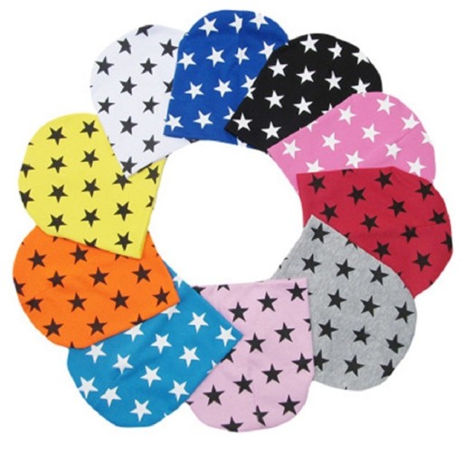 Gorro infantil com estrelas