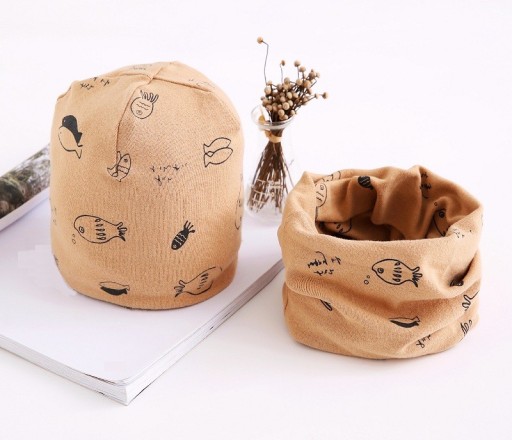 Gorro y pañuelo de invierno para niños con pez J3025