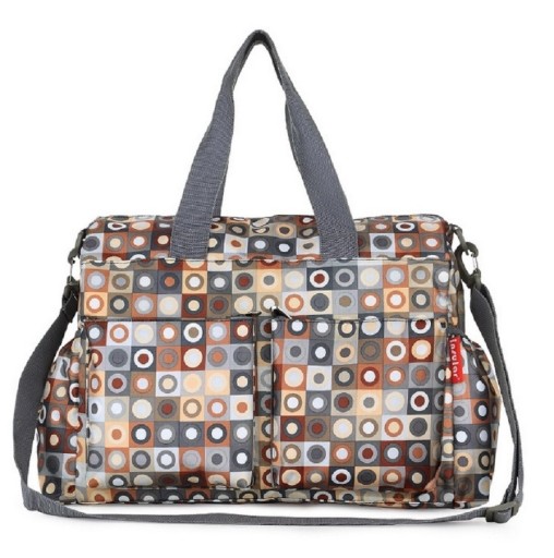 Grande borsa per il cambio con accessori