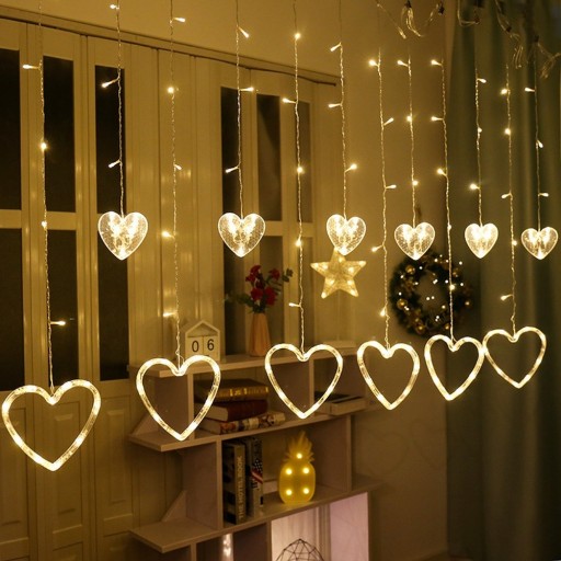 Guirlande lumineuse LED avec des cœurs