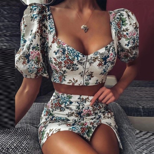 Γυναικείο crop top και φούστα B1097