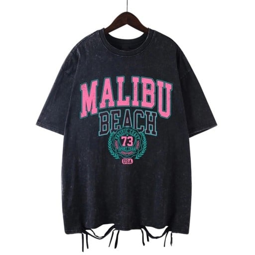 Γυναικείο oversized μπλουζάκι MALIBU BEACH με vintage εκτύπωση και διακοσμητικό δέσιμο Streetwear κορυφή Χαλαρή καλοκαιρινή μόδα Στυλάτα ρούχα ελεύθερου χρόνου