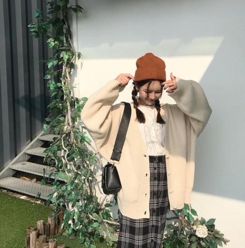 Γυναικείο oversized πουλόβερ με κουμπιά G398