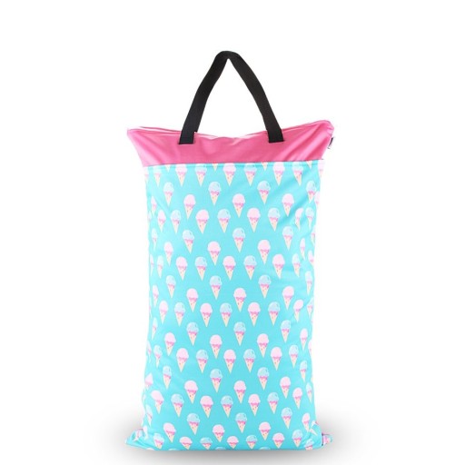 Hängende Wickeltasche
