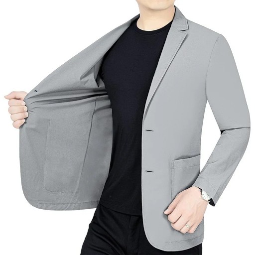 Herre åndbar jakke i polyester Elegant ensfarvet jakke til mænd med lommer og knapper Stilfuld let jakke til arbejde og fritid