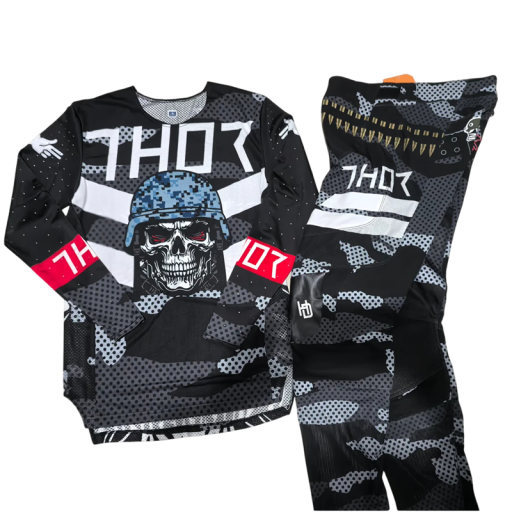 Herre motocross sæt Thor – sort camouflagemønster t-shirt med kraniummotiv og bukser af polyester og nylon, til motocross og enduro