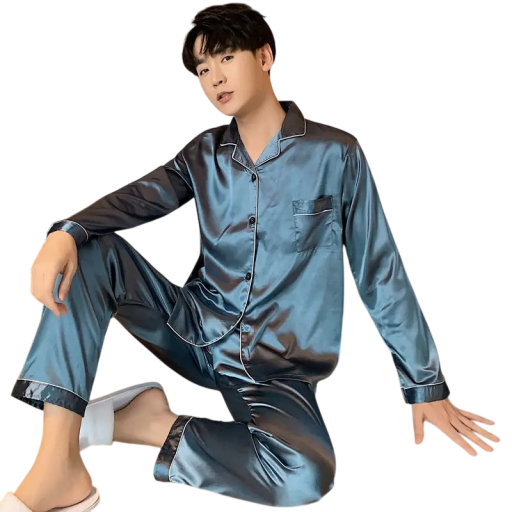 Herre pyjamas sæt med skjorte, lange ærmer og bukser i glat, skinnende materiale af polyester og elastan til hjemmebrug og søvn