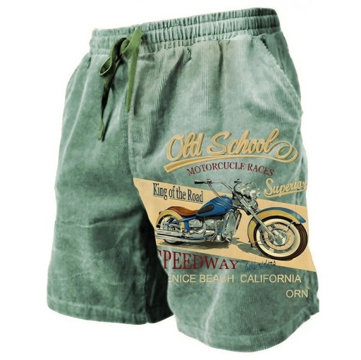 Herrshorts med andningsfunktion och old school-motorcykeltryck i lätt material i veteranstil. Bekväma shorts för sommar och fritid.